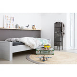 Dennis Bed 90 X200 Cm Grenen Betongrijs Geborsteld [Fsc] van WOOOD – Luxe comfort op maat van PureWonen. Vraag naar de beste prijs.