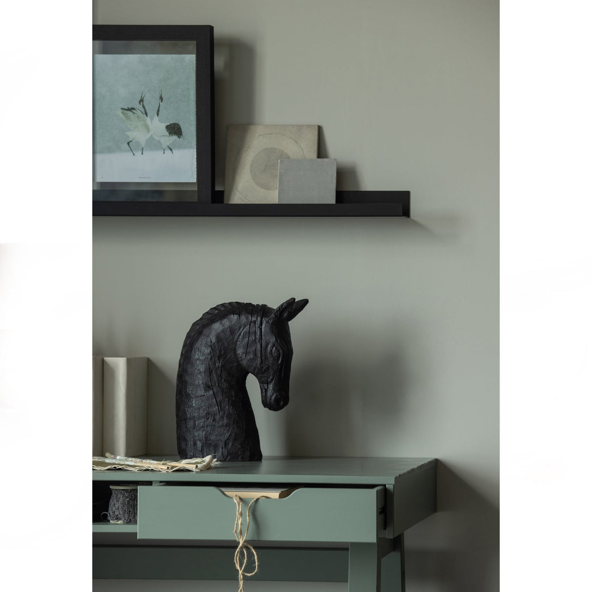 Nikki Bureau Grenen Jadegroen [Fsc] van WOOOD – Luxe comfort op maat van PureWonen. Vraag naar de beste prijs.