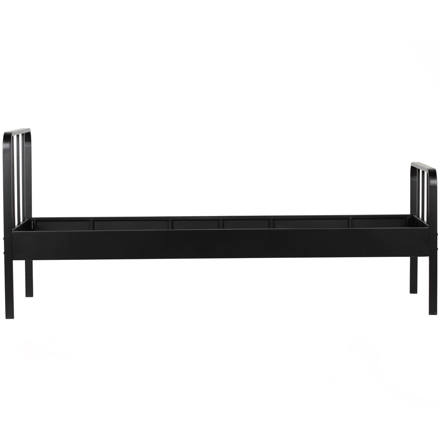 Mees Bed Metaal Zwart 90x200 Cm van WOOOD – Luxe comfort op maat van PureWonen. Vraag naar de beste prijs.