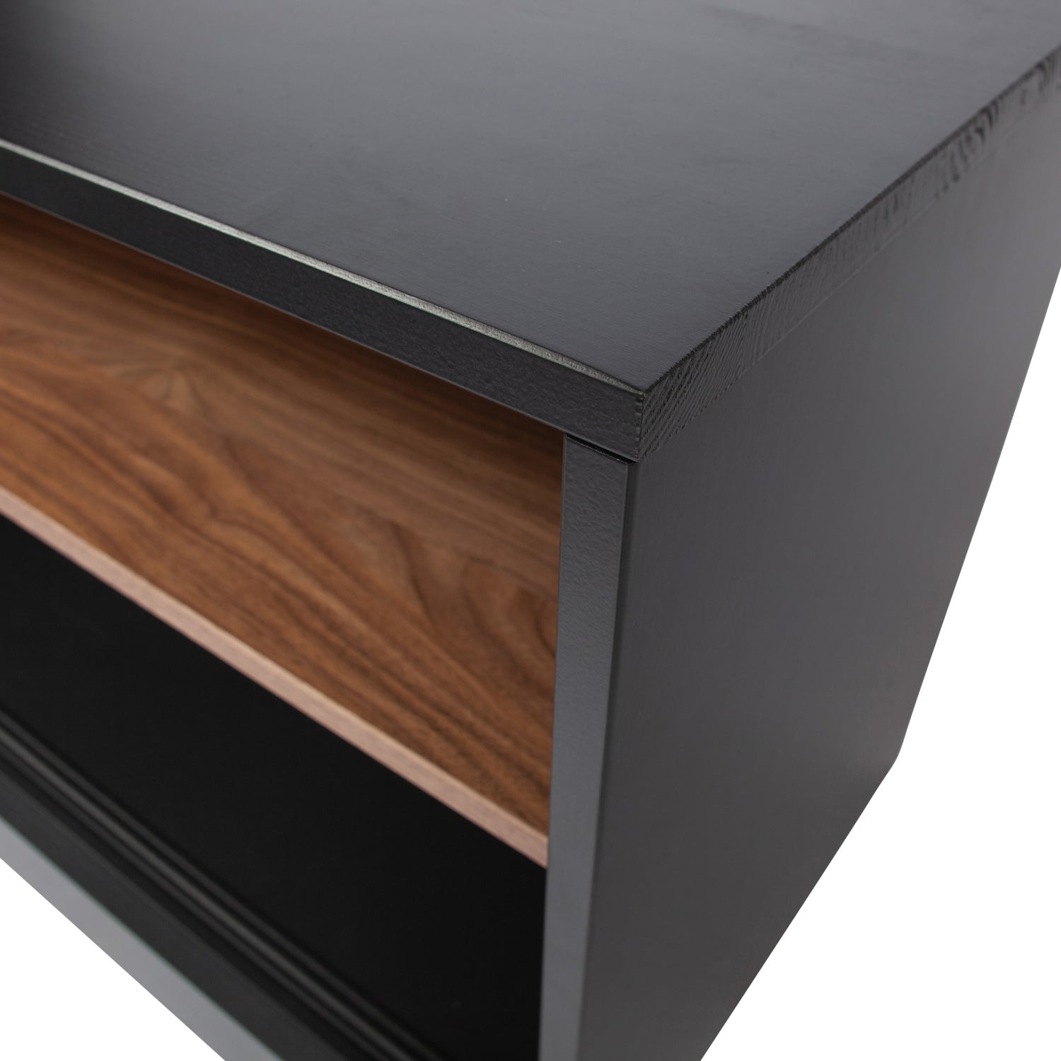 James Tv Meubel Noten/Zwart [Fsc] van WOOOD – Luxe comfort op maat van PureWonen. Vraag naar de beste prijs.