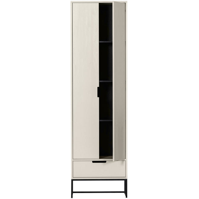 Silas Hoge Kast Grenen Dust [Fsc] van WOOOD – Luxe comfort op maat van PureWonen. Vraag naar de beste prijs.