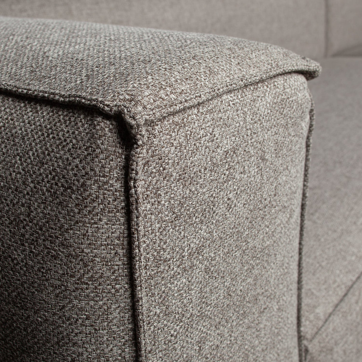 Bean Hoekbank Rechts Incl. Kussens Lichtgrijs Gemeleerd van WOOOD – Luxe comfort op maat van PureWonen. Vraag naar de beste prijs.