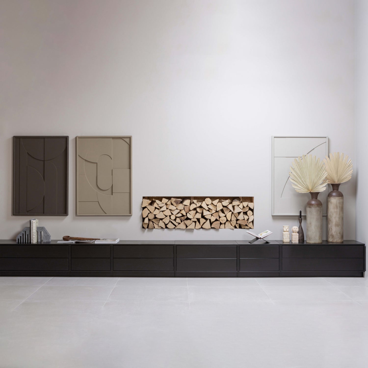 Finca Tv Meubel 75 Cm Grenen Diepzwart [Fsc] van WOOOD – Luxe comfort op maat van PureWonen. Vraag naar de beste prijs.