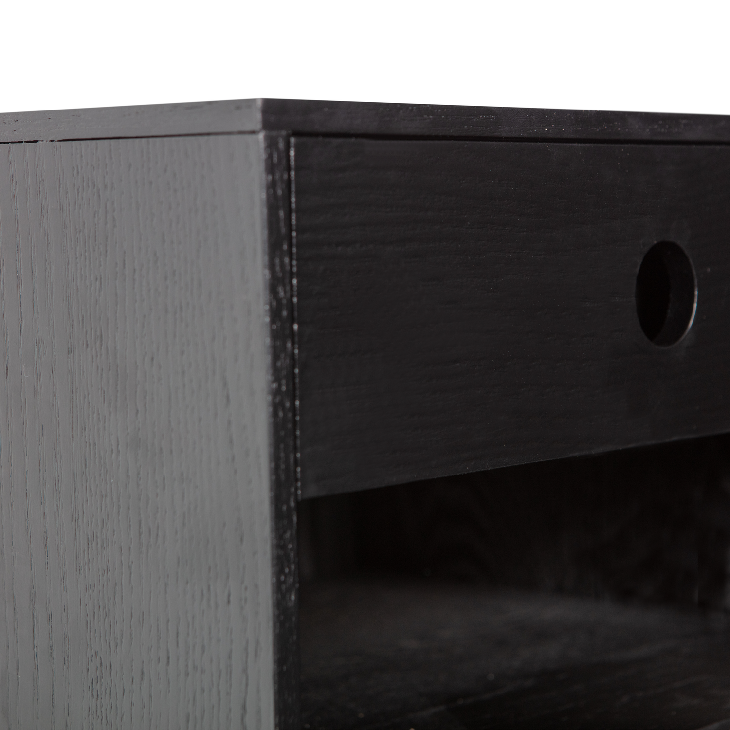 Nancy Hangend Nachtkastje Zwart van WOOOD – Luxe comfort op maat van PureWonen. Vraag naar de beste prijs.