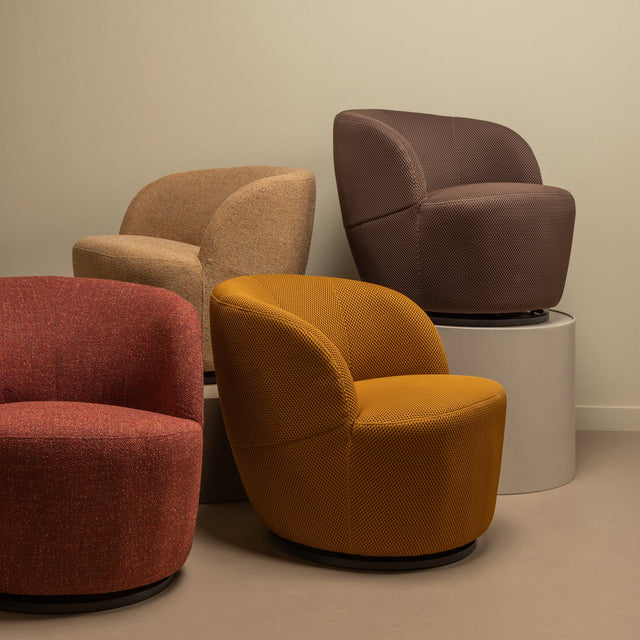 Serra Draaifauteuil Geweven Stof Curry Melange van WOOOD – Luxe comfort op maat van PureWonen. Vraag naar de beste prijs.