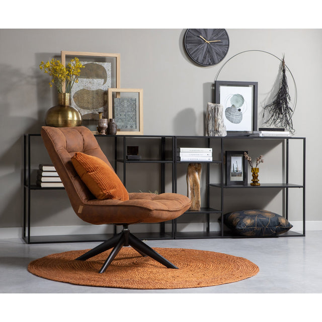 Jouke Draaifauteuil Leerlook Cognac van WOOOD – Luxe comfort op maat van PureWonen. Vraag naar de beste prijs.