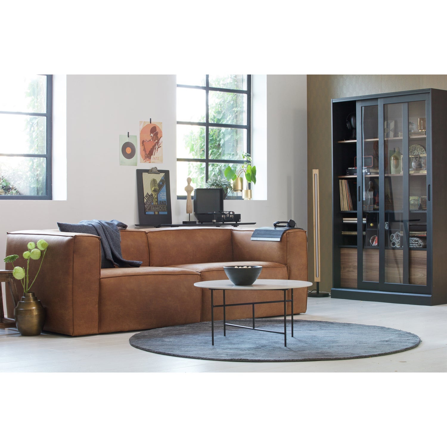 Bean 3,5 Zits Bank Cognac van WOOOD – Luxe comfort op maat van PureWonen. Vraag naar de beste prijs.