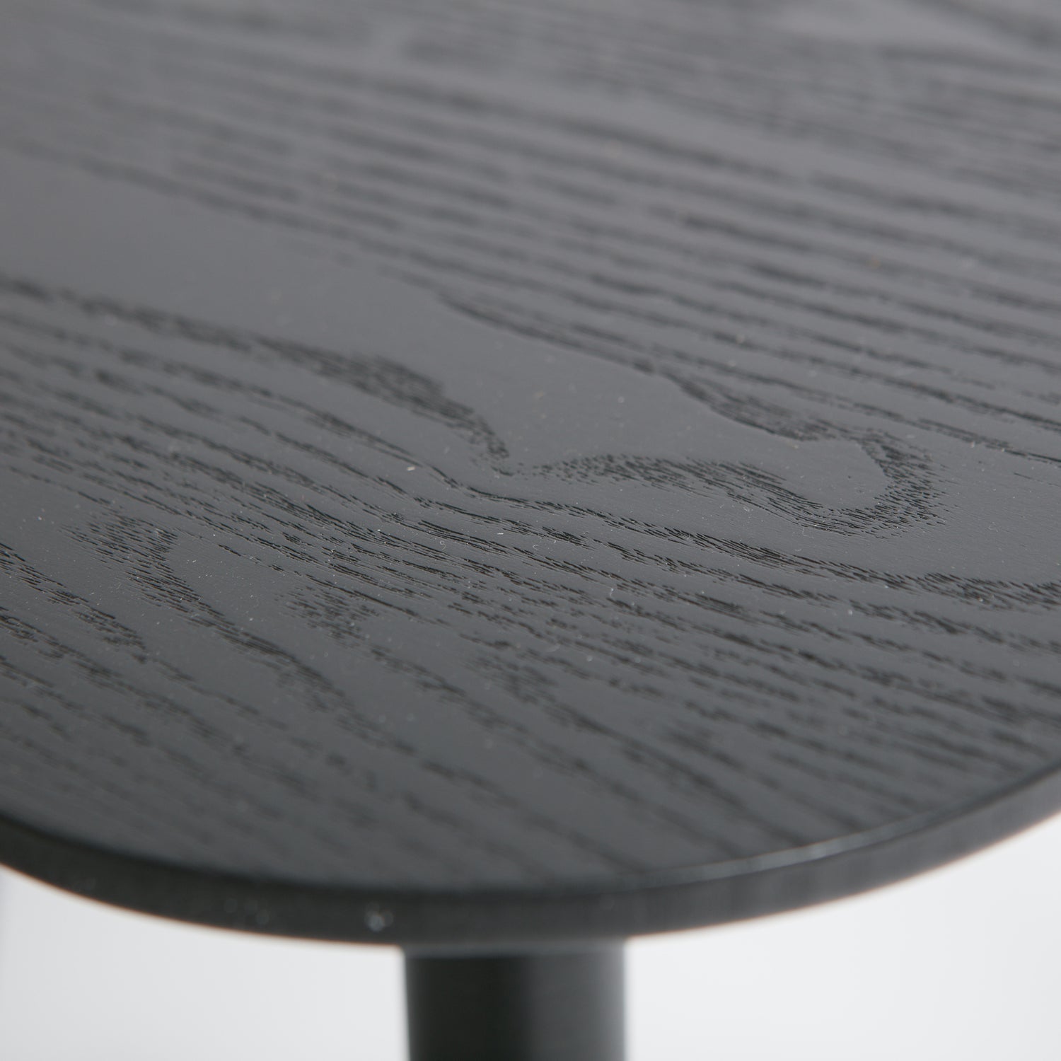 Set V 2 Nila Bijzettafels Zwart van WOOOD – Luxe comfort op maat van PureWonen. Vraag naar de beste prijs.