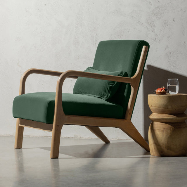 Mark Fauteuil Fluweel Flesgroen van WOOOD – Luxe comfort op maat van PureWonen. Vraag naar de beste prijs.