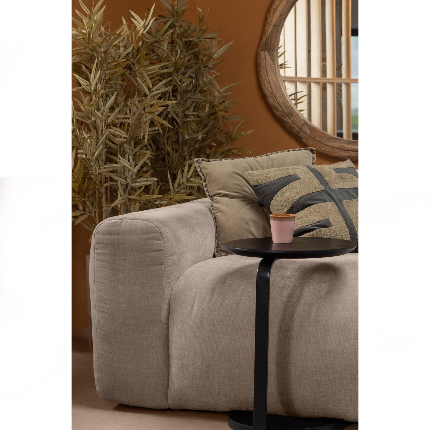 Floor Bijzettafel Hout/Metaal Zwart van WOOOD – Luxe comfort op maat van PureWonen. Vraag naar de beste prijs.