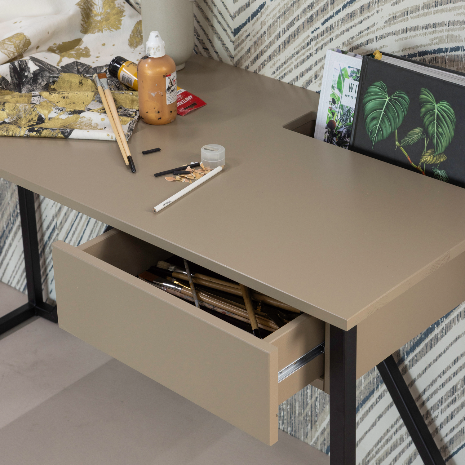 New Julius Bureau Grenen Mud [Fsc]