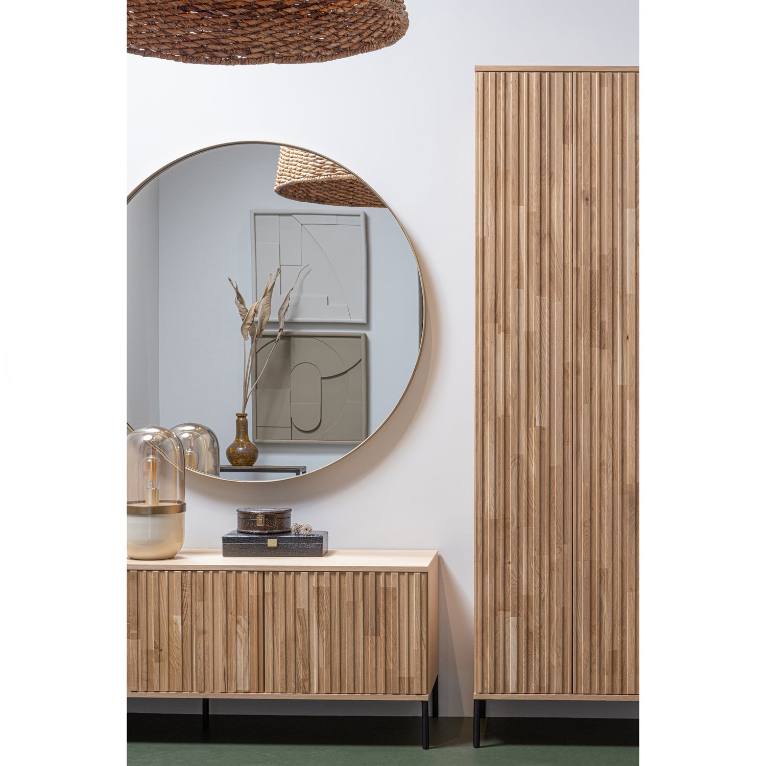 Doutzen Spiegel Metaal Goud O115 Cm van WOOOD – Luxe comfort op maat van PureWonen. Vraag naar de beste prijs.