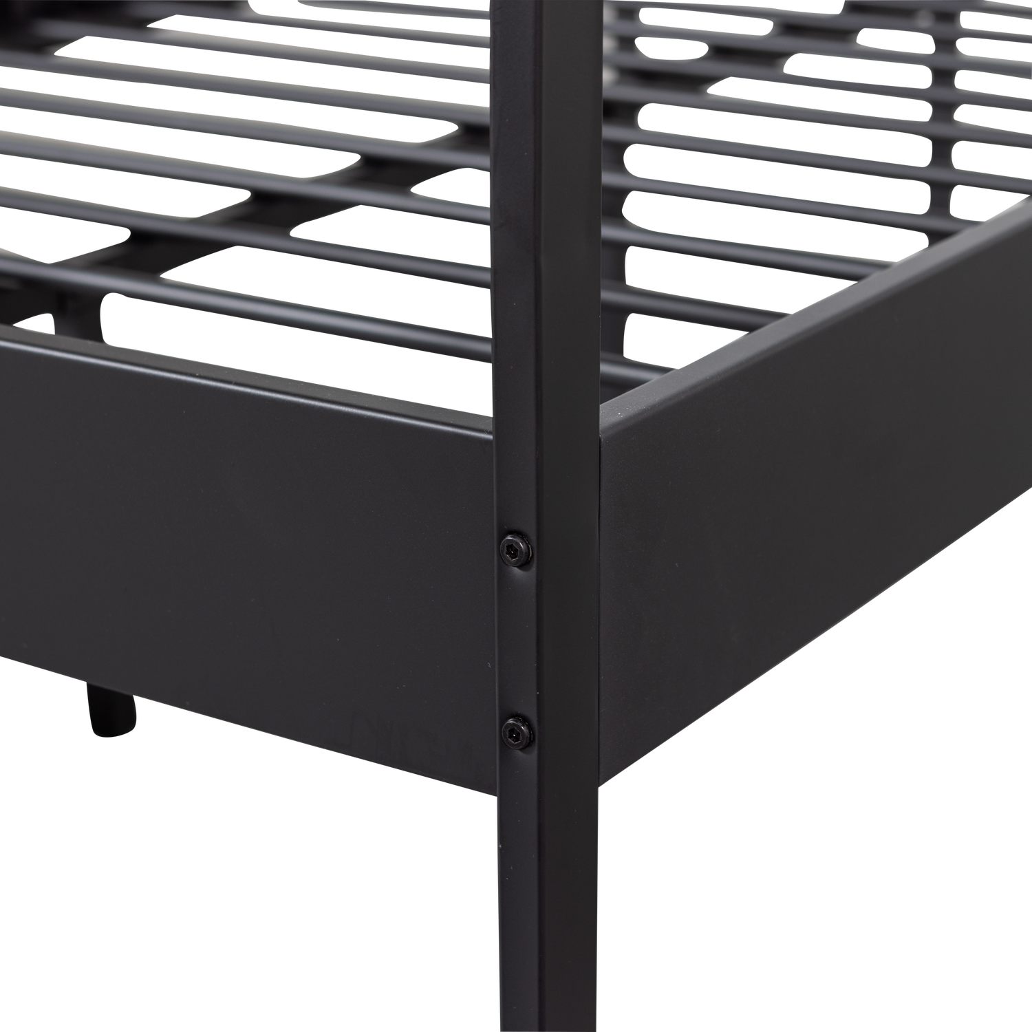 Mees Bed Twijfelaar Metaal Zwart 120x200 Cm van WOOOD – Luxe comfort op maat van PureWonen. Vraag naar de beste prijs.