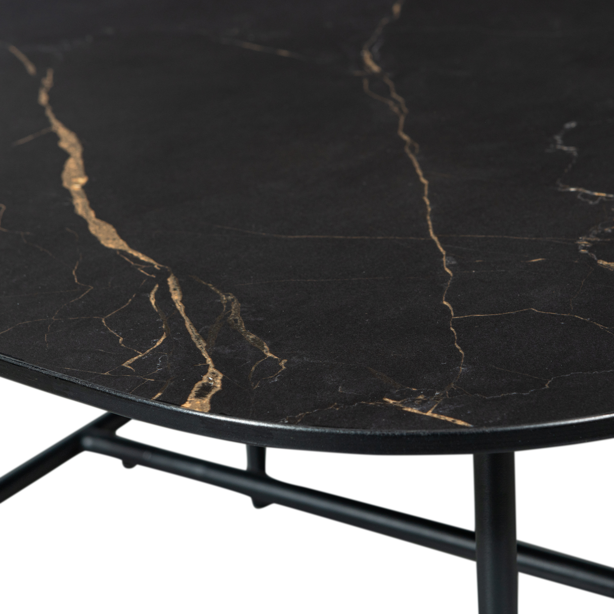 Vajen Salontafel Met Zwart Marmeren Look Blad 70x70 Cm van WOOOD – Luxe comfort op maat van PureWonen. Vraag naar de beste prijs.
