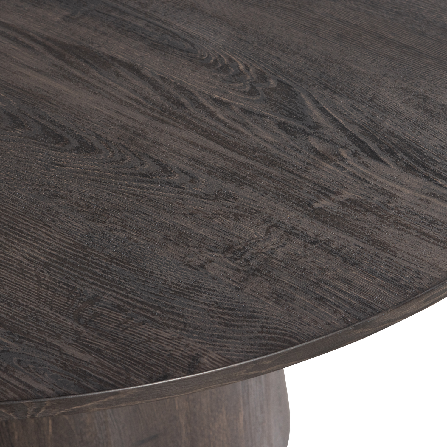 Maan Eettafel Rond Mdf Donkerbruin O120 Cm van WOOOD – Luxe comfort op maat van PureWonen. Vraag naar de beste prijs.