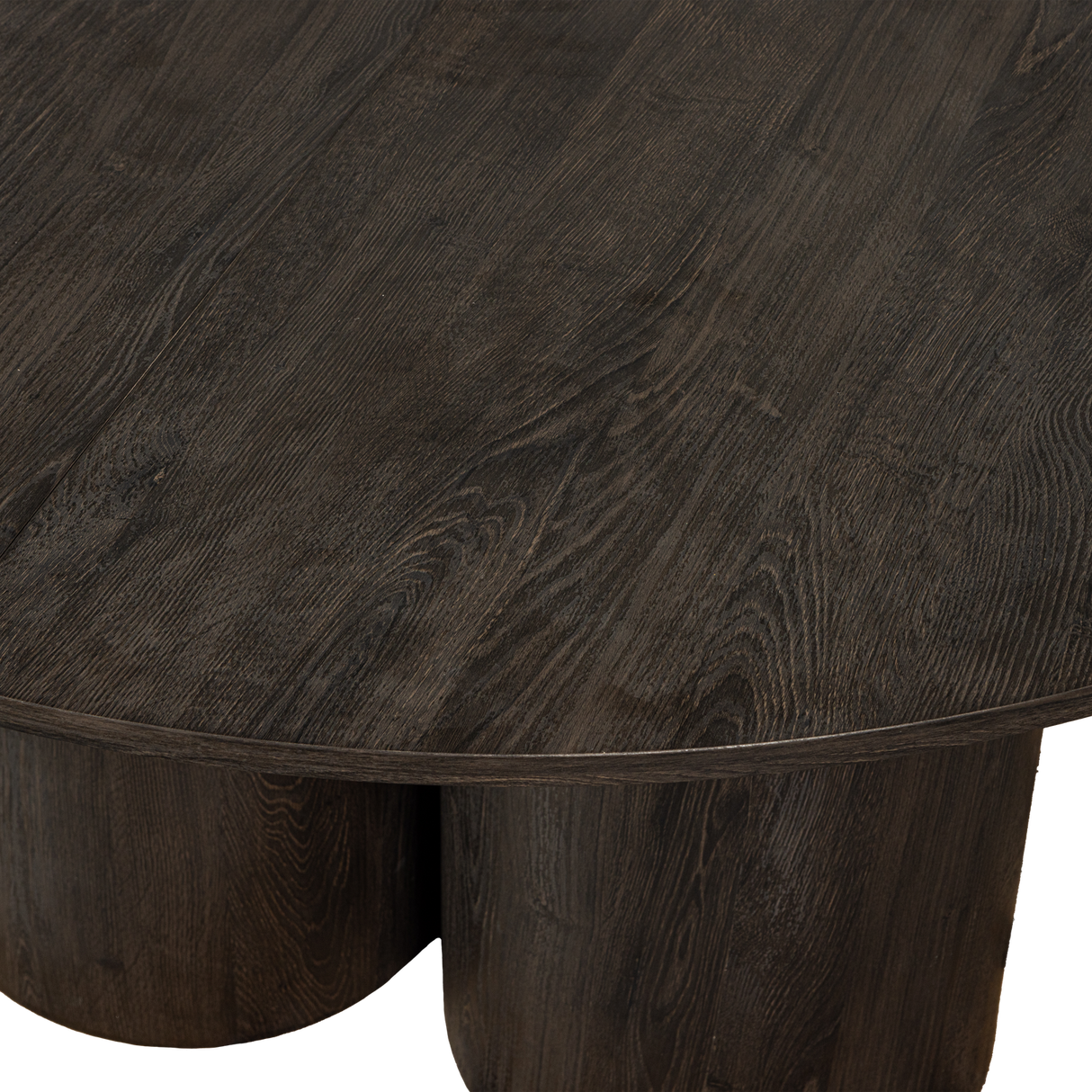 Oona Eettafel Rond Met 3 Poot Mdf Donkerbruin O140 Cm van WOOOD – Luxe comfort op maat van PureWonen. Vraag naar de beste prijs.