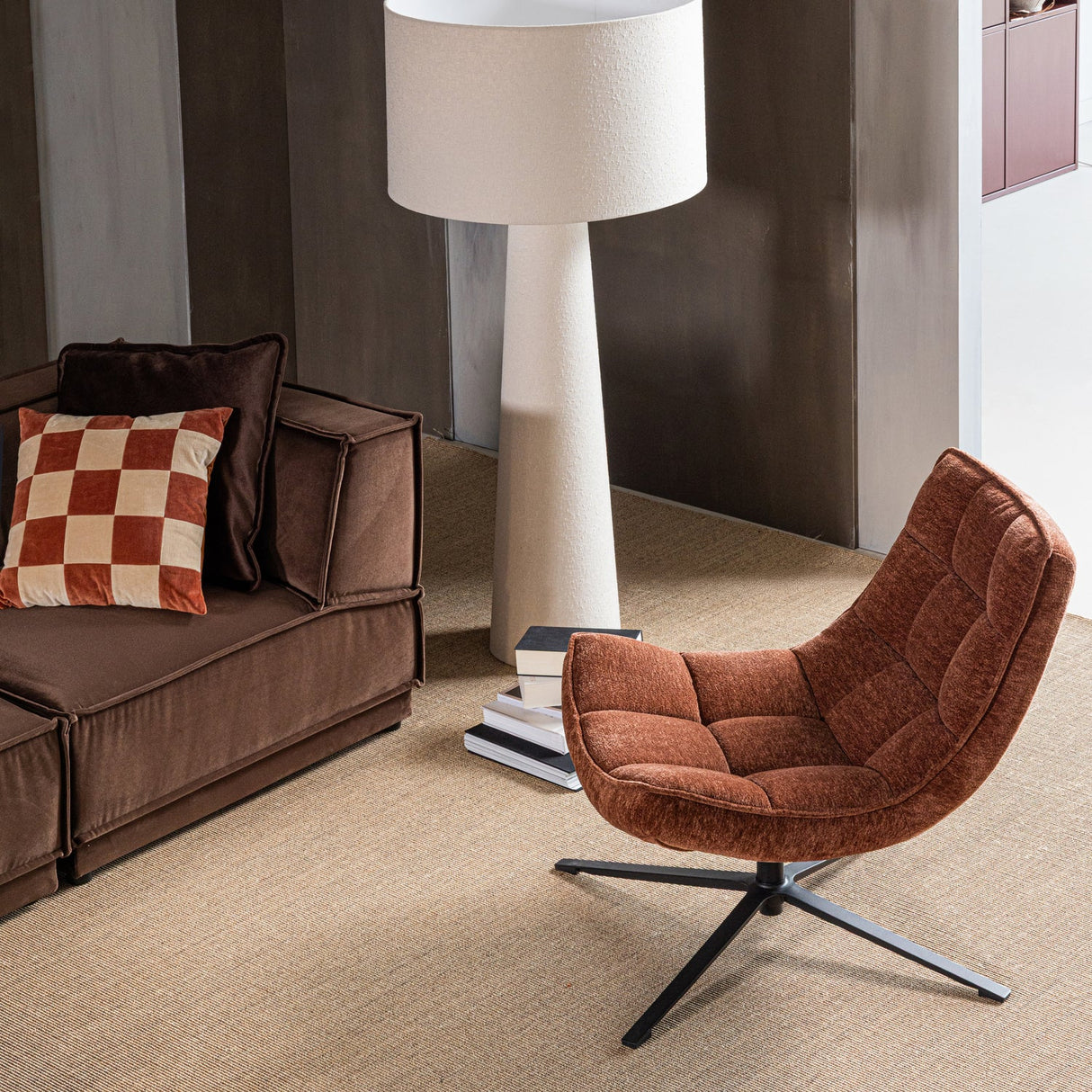 Maudi Draaifauteuil Chenille Structuur Bruin