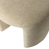 Charlie Gestoffeerde Kruk Naturel van WOOOD – Luxe comfort op maat van PureWonen. Vraag naar de beste prijs.