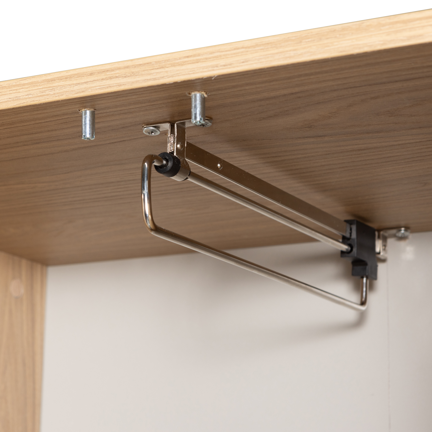 Kledinghanger Uittrekbaar Optiepakket van WOOOD – Luxe comfort op maat van PureWonen. Vraag naar de beste prijs.