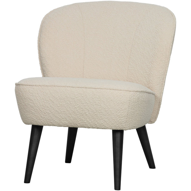 Sara Fauteuil Boucle Creme van WOOOD – Luxe comfort op maat van PureWonen. Vraag naar de beste prijs.