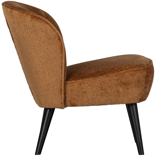 Sara Fauteuil Structure Velvet Cognac van WOOOD – Luxe comfort op maat van PureWonen. Vraag naar de beste prijs.
