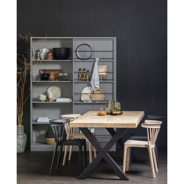Bliss Tuinstoel Met Spijlen Kunststof Zwart van WOOOD – Luxe comfort op maat van PureWonen. Vraag naar de beste prijs.