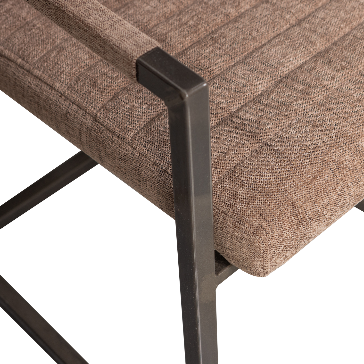 Bas Eetkamerstoel Geweven Stof Bruin Melange van WOOOD – Luxe comfort op maat van PureWonen. Vraag naar de beste prijs.