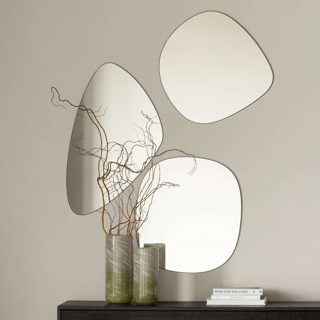 Philou Spiegel Zwart 60x55 Cm van WOOOD – Luxe comfort op maat van PureWonen. Vraag naar de beste prijs.