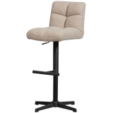 Vinny Draaibare Barstoel Boucle Zand van WOOOD – Luxe comfort op maat van PureWonen. Vraag naar de beste prijs.