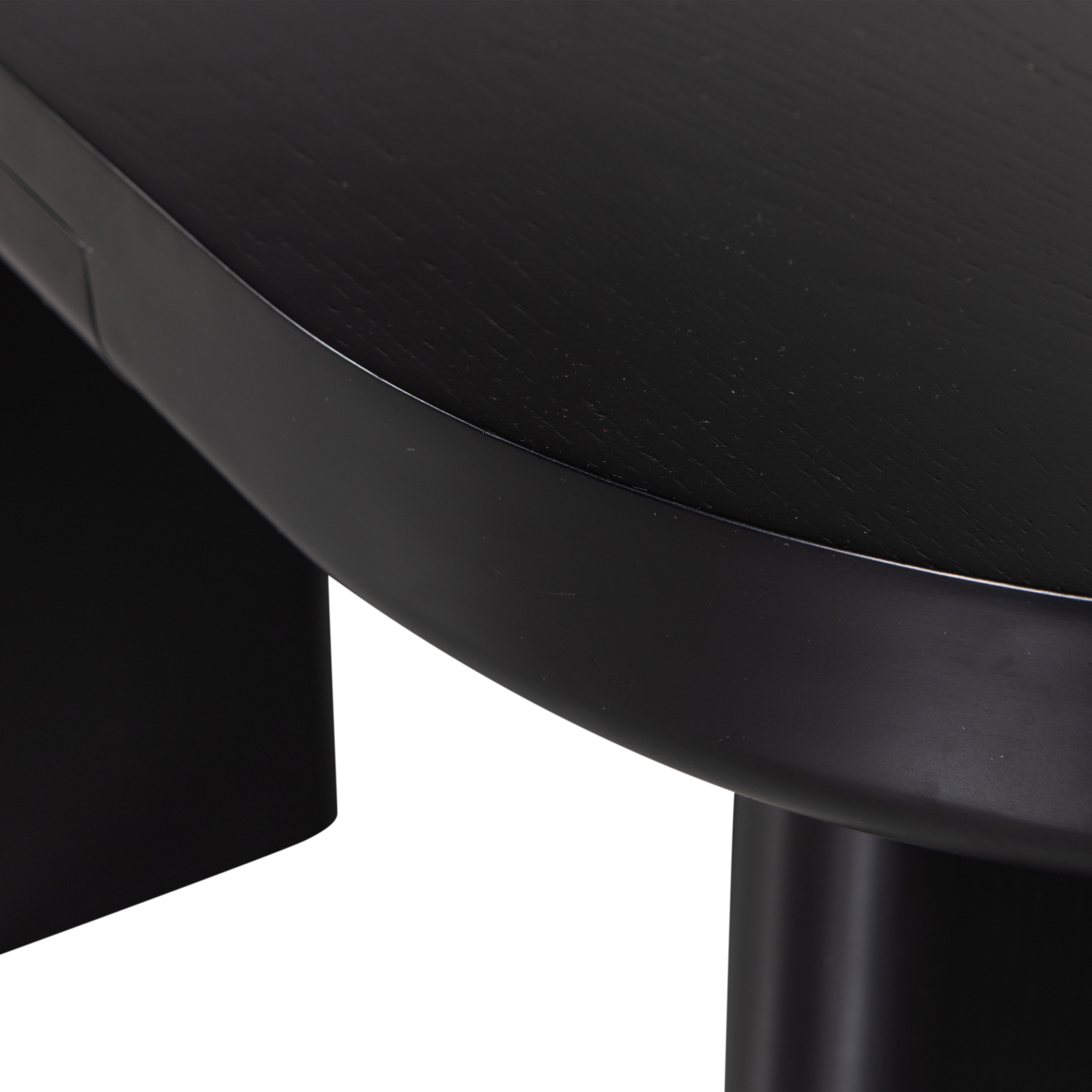 Mael Bureau/Sidetable Fineer Zwart van WOOOD – Luxe comfort op maat van PureWonen. Vraag naar de beste prijs.