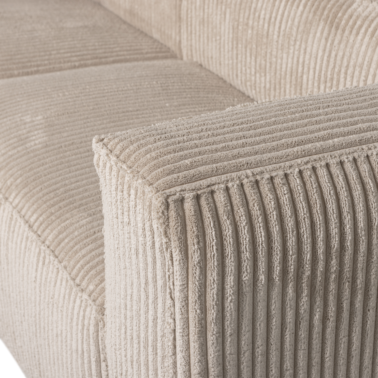 Bean Chaise Longue Links Grove Ribstof Travertin van WOOOD – Luxe comfort op maat van PureWonen. Vraag naar de beste prijs.