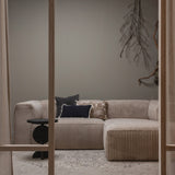 Bean Chaise Longue Rechts Grove Ribstof Travertin van WOOOD – Luxe comfort op maat van PureWonen. Vraag naar de beste prijs.