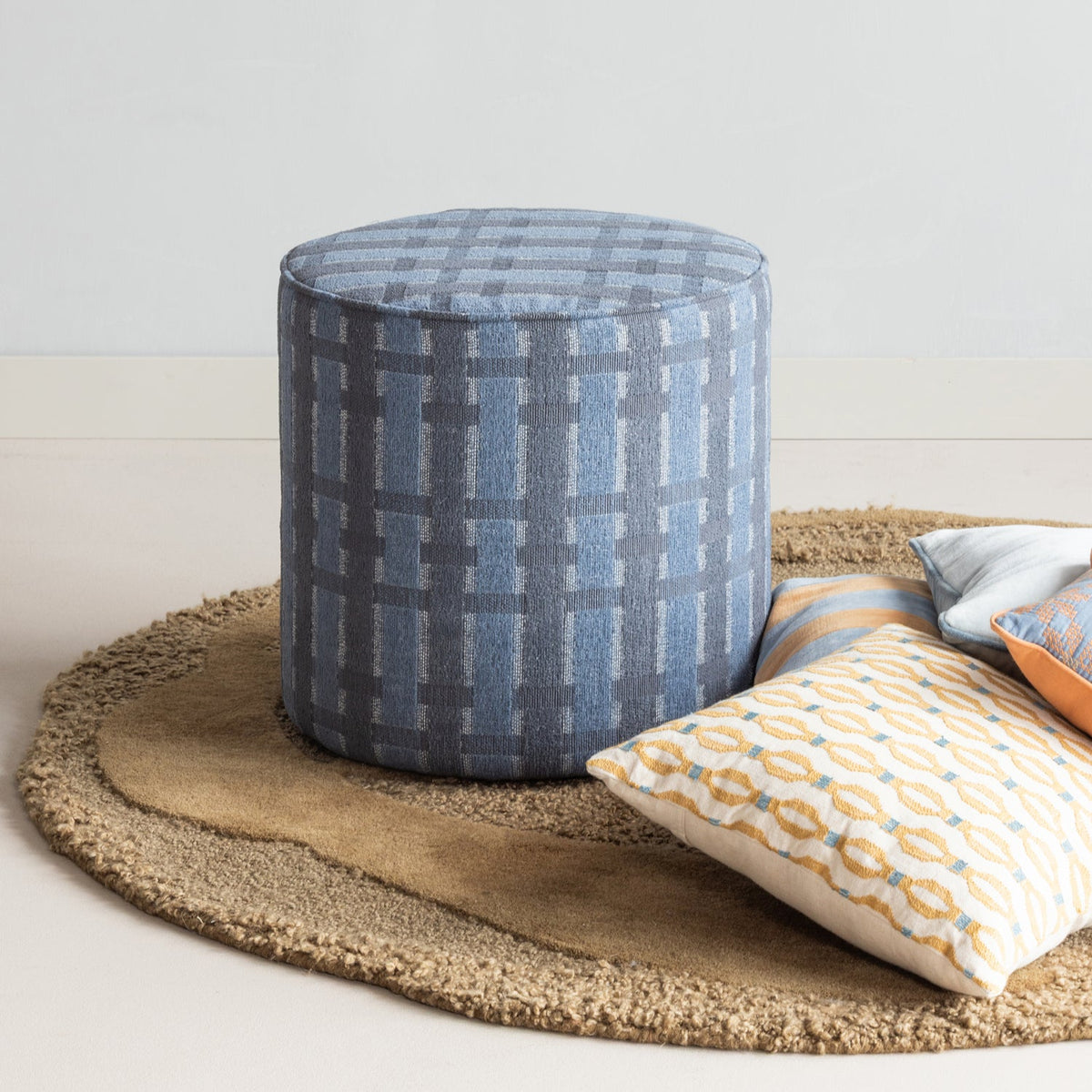 Sarli Poef Hoog Ruit Dessin Chenille Grijs/Blauw [Fsc]
