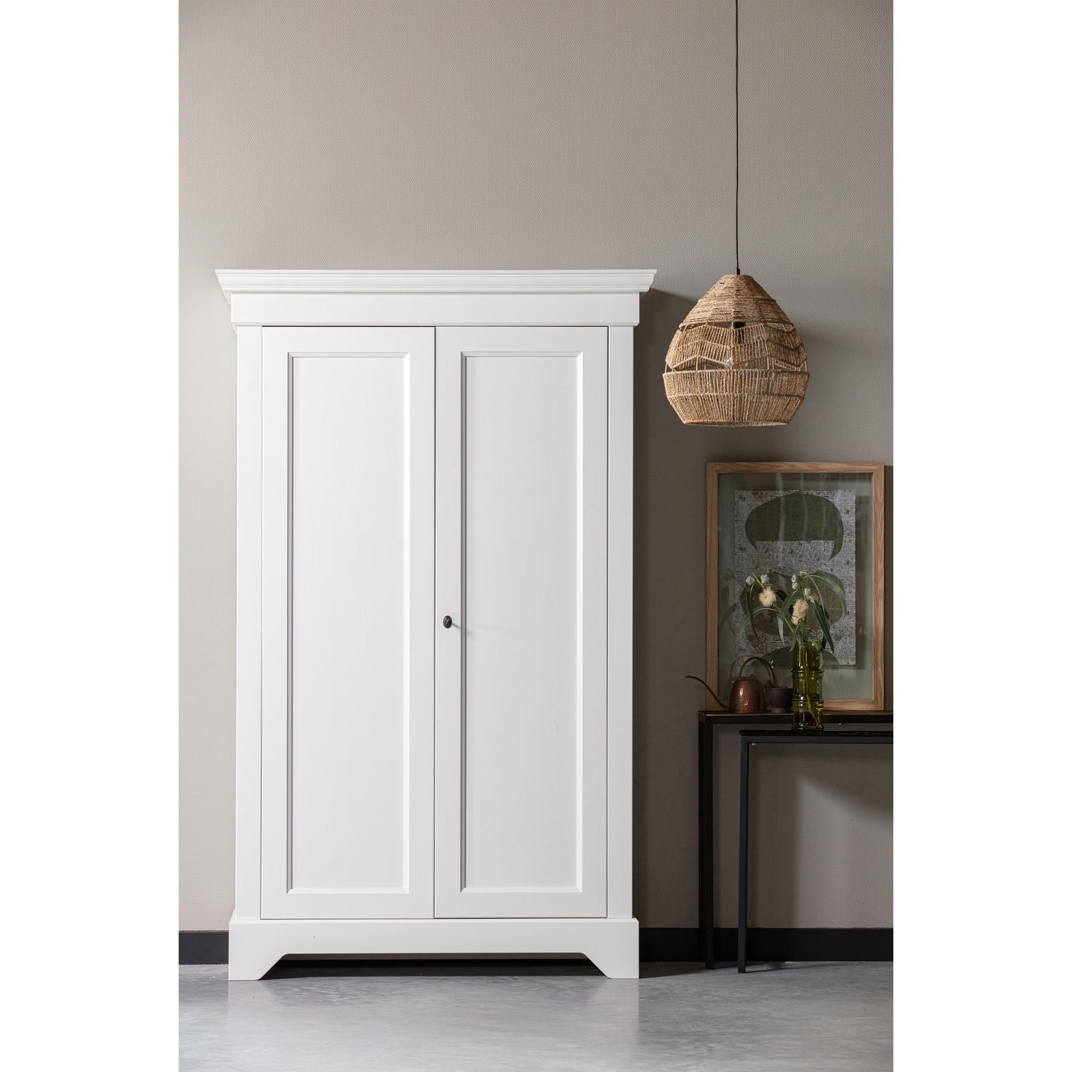 Isabel Brocante Kast Grenen Wit [Fsc] van WOOOD – Luxe comfort op maat van PureWonen. Vraag naar de beste prijs.