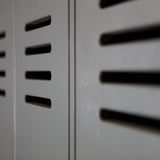 Stijn Hoog 2 Drs Lockerkast Steel Grey [Fsc] van WOOOD – Luxe comfort op maat van PureWonen. Vraag naar de beste prijs.
