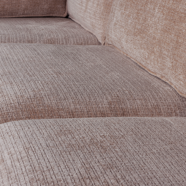 Hajo Hoekbank Links Chenille Taupe van WOOOD – Luxe comfort op maat van PureWonen. Vraag naar de beste prijs.