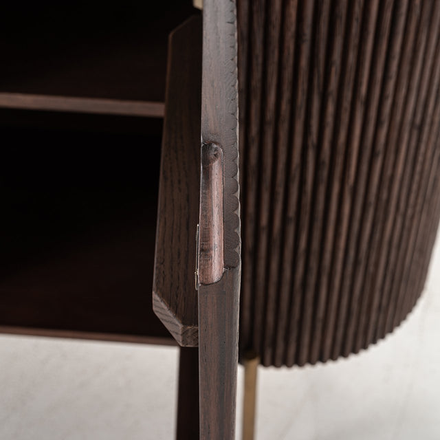 Dressoir Barkley 3-deuren  (Brushed Gold) van Richmond Interiors – Luxe comfort op maat van PureWonen. Vraag naar de beste prijs.