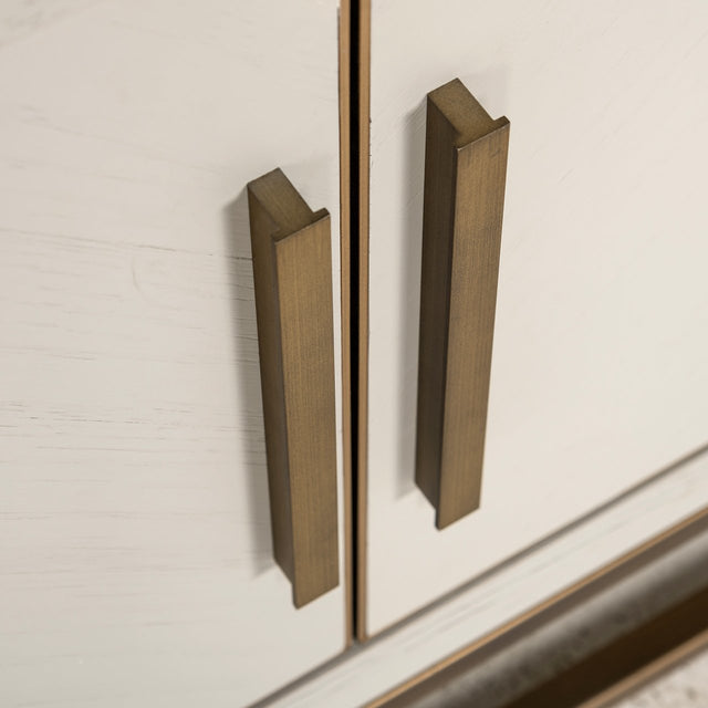 TV-meubel Whitebone brass 4-deuren 200 (Verona Grey) van Richmond Interiors – Luxe comfort op maat van PureWonen. Vraag naar de beste prijs.
