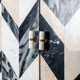 Wandkast Rostelli 2-deuren van Richmond Interiors – Luxe comfort op maat van PureWonen. Vraag naar de beste prijs.