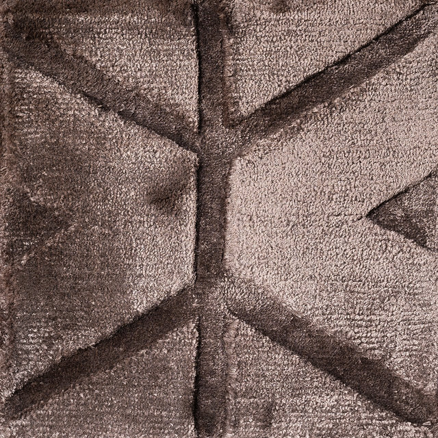 Vloerkleed Yoeri dark brown 200x300 (Brown) van Richmond Interiors – Luxe comfort op maat van PureWonen. Vraag naar de beste prijs.