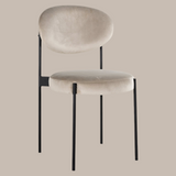 Stoel Kaylee khaki velvet (Quartz Khaki 903) van Richmond Interiors – Luxe comfort op maat van PureWonen. Vraag naar de beste prijs.