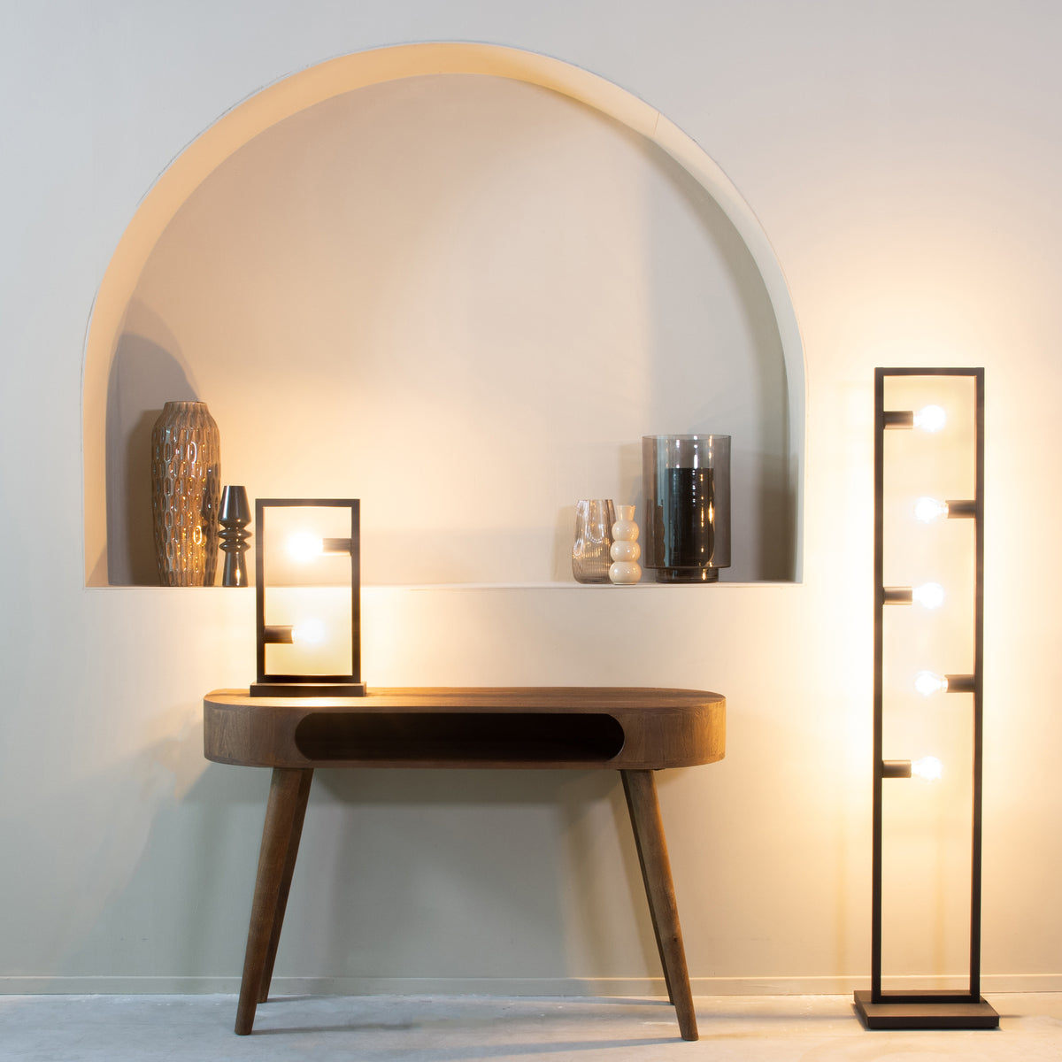 LABEL51 Bureau Bella - Espresso - Mangohout - 120 cm van LABEL51 – Luxe comfort op maat van PureWonen. Vraag naar de beste prijs.