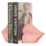Boekenstandaard Kiss roze (Pink) van Richmond Interiors – Luxe comfort op maat van PureWonen. Vraag naar de beste prijs.