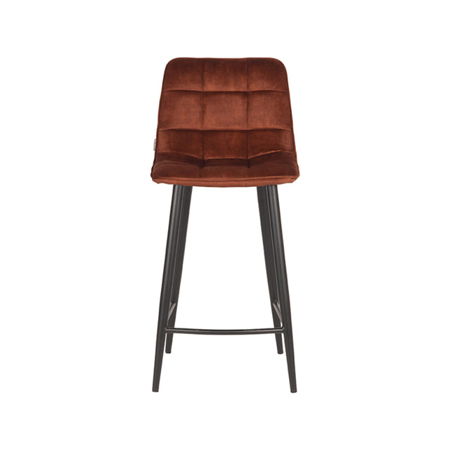 LABEL51 Barkruk Jelt - Rust - Velours - Zithoogte 65 van LABEL51 – Luxe comfort op maat van PureWonen. Vraag naar de beste prijs.