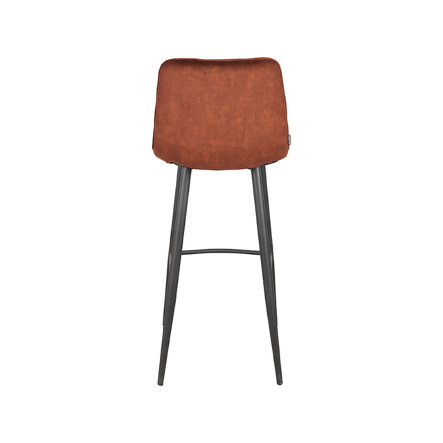 LABEL51 Barkruk Jelt - Rust - Velours - Zithoogte 78 van LABEL51 – Luxe comfort op maat van PureWonen. Vraag naar de beste prijs.