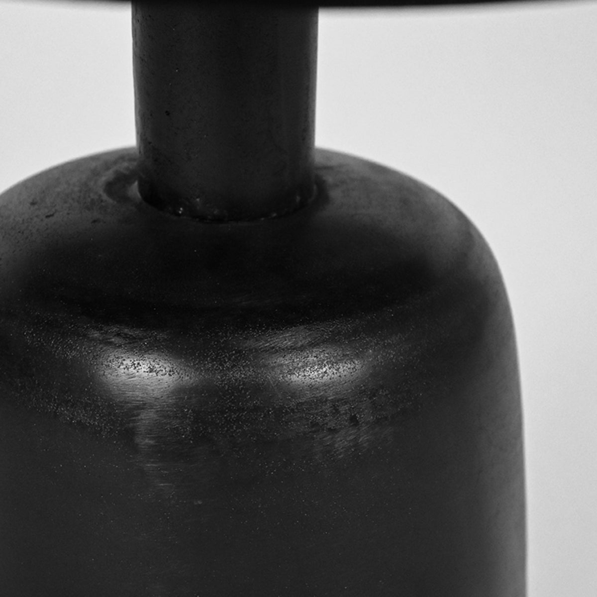 LABEL51 Bijzettafel Wink - Zwart - Metaal - 50 cm van LABEL51 - laagste prijs offerte van PureWonen