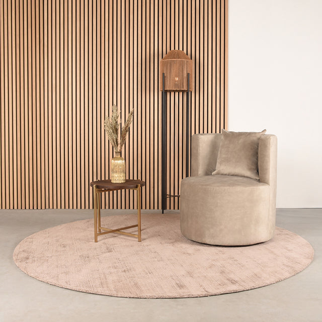 LABEL51 Fauteuil Evy - Zand - Velours - 65 cm van LABEL51 – Luxe comfort op maat van PureWonen. Vraag naar de beste prijs.