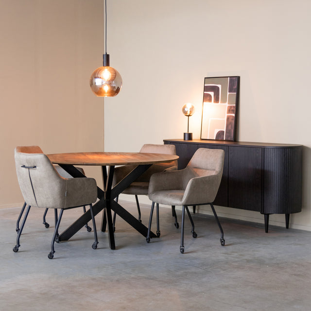 LABEL51 Eetkamerstoel Lenny - Taupe - Microfiber van LABEL51 – Luxe comfort op maat van PureWonen. Vraag naar de beste prijs.