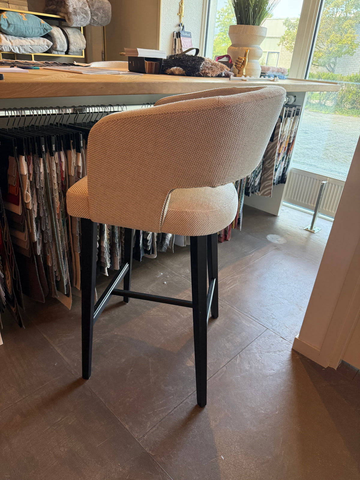 barkrukken BRUT PMP design
