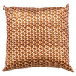 Kussen Phyllisia 50x50 (Geo Shape 3575 Brique Donna BT24004) van Richmond Interiors – Luxe comfort op maat van PureWonen. Vraag naar de beste prijs.
